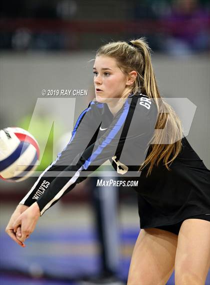 Thumbnail 2 in Mountain Vista vs. Grandview (CHSAA 5A State Playoff) photogallery.