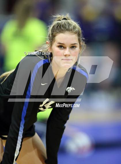 Thumbnail 1 in Mountain Vista vs. Grandview (CHSAA 5A State Playoff) photogallery.