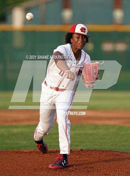 Thumbnail 2 in Desoto @ Cedar Hill photogallery.