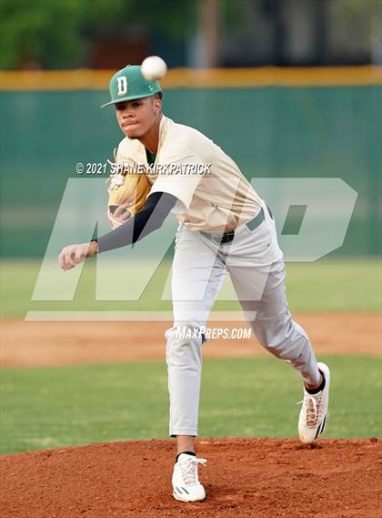 Thumbnail 2 in Desoto @ Cedar Hill photogallery.