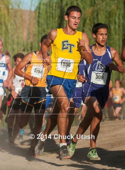Thumbnail 1 in Clovis Invitational Division 1 5K Varsity Boys Race photogallery.