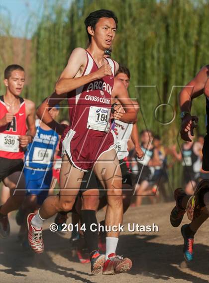 Thumbnail 2 in Clovis Invitational Division 1 5K Varsity Boys Race photogallery.