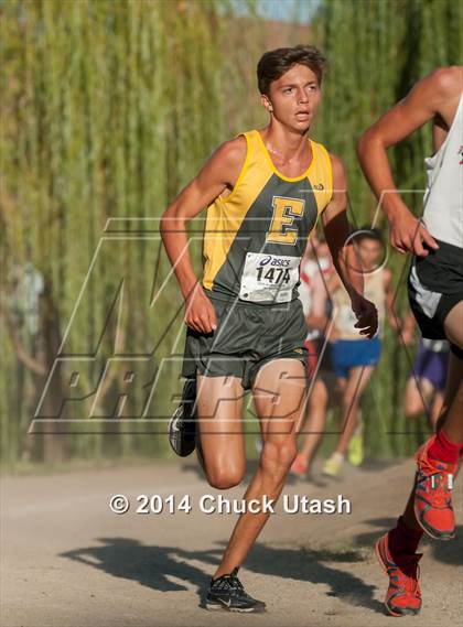 Thumbnail 2 in Clovis Invitational Division 1 5K Varsity Boys Race photogallery.