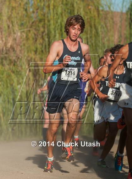Thumbnail 3 in Clovis Invitational Division 1 5K Varsity Boys Race photogallery.