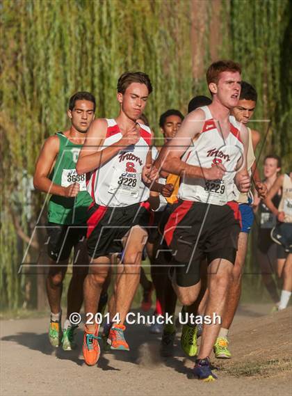 Thumbnail 3 in Clovis Invitational Division 1 5K Varsity Boys Race photogallery.