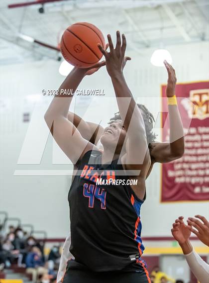 Thumbnail 3 in Rainier Beach @ Mount Tahoma photogallery.