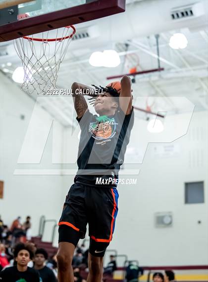 Thumbnail 3 in Rainier Beach @ Mount Tahoma photogallery.