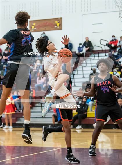 Thumbnail 2 in Rainier Beach @ Mount Tahoma photogallery.