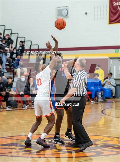 Thumbnail 1 in Rainier Beach @ Mount Tahoma photogallery.