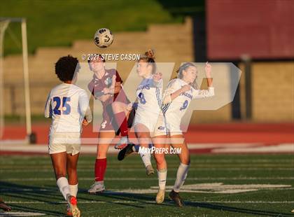 Thumbnail 3 in Christian Brothers vs Whitney (Rocklin/Whitney Invitational) photogallery.