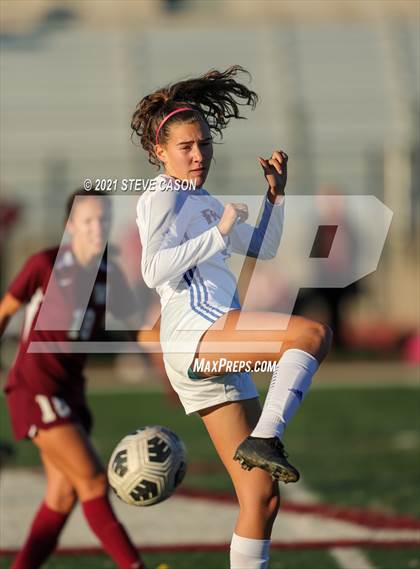 Thumbnail 1 in Christian Brothers vs Whitney (Rocklin/Whitney Invitational) photogallery.