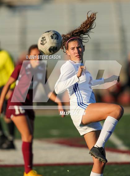 Thumbnail 2 in Christian Brothers vs Whitney (Rocklin/Whitney Invitational) photogallery.