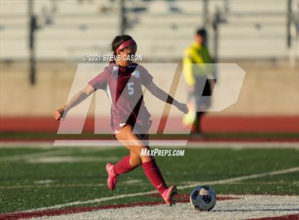 Thumbnail 3 in Christian Brothers vs Whitney (Rocklin/Whitney Invitational) photogallery.