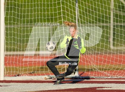 Thumbnail 3 in Christian Brothers vs Whitney (Rocklin/Whitney Invitational) photogallery.