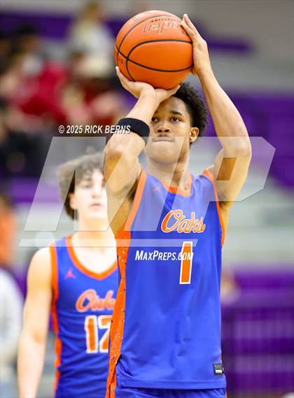 Thumbnail 2 in Grand Oaks vs Cypress Woods (UIL 6A D1 Basketball Area Playoffs) photogallery.
