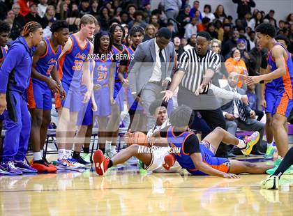 Thumbnail 3 in Grand Oaks vs Cypress Woods (UIL 6A D1 Basketball Area Playoffs) photogallery.