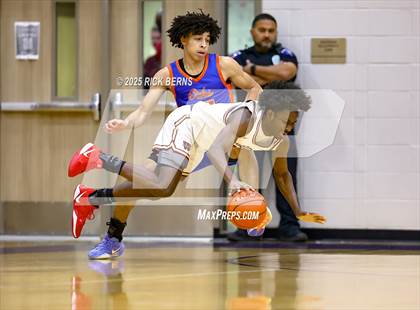 Thumbnail 1 in Grand Oaks vs Cypress Woods (UIL 6A D1 Basketball Area Playoffs) photogallery.