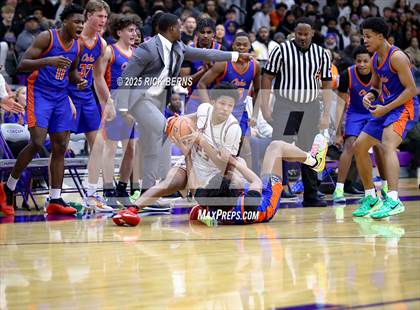Thumbnail 2 in Grand Oaks vs Cypress Woods (UIL 6A D1 Basketball Area Playoffs) photogallery.