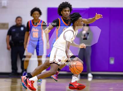 Thumbnail 1 in Grand Oaks vs Cypress Woods (UIL 6A D1 Basketball Area Playoffs) photogallery.