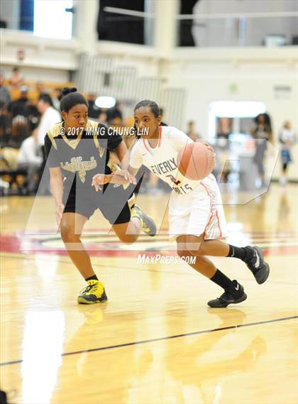 Thumbnail 2 in Beverly Hills vs. Knight (CIF-SS 4A Final) photogallery.