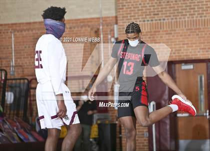 Thumbnail 1 in Archbishop Stepinac @ Iona Prep (Brother Stoudt Best of 7 Series Game 2) photogallery.