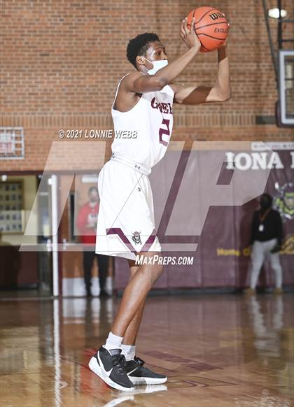 Thumbnail 2 in Archbishop Stepinac @ Iona Prep (Brother Stoudt Best of 7 Series Game 2) photogallery.