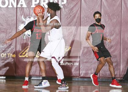 Thumbnail 3 in Archbishop Stepinac @ Iona Prep (Brother Stoudt Best of 7 Series Game 2) photogallery.