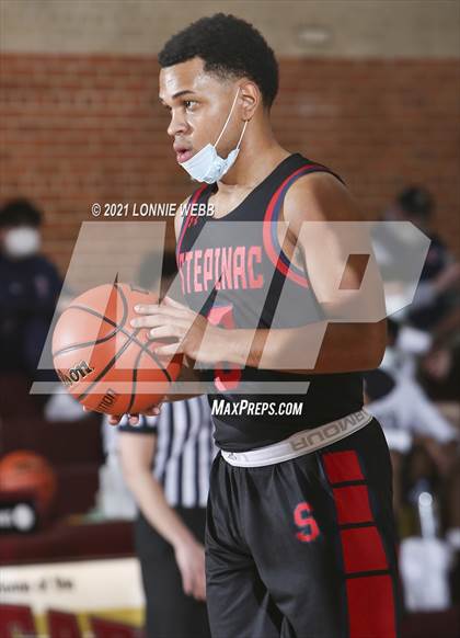 Thumbnail 1 in Archbishop Stepinac @ Iona Prep (Brother Stoudt Best of 7 Series Game 2) photogallery.