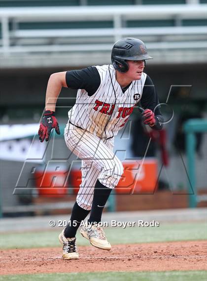 Thumbnail 2 in Lambert vs. San Clemente (National High School Invitational) photogallery.