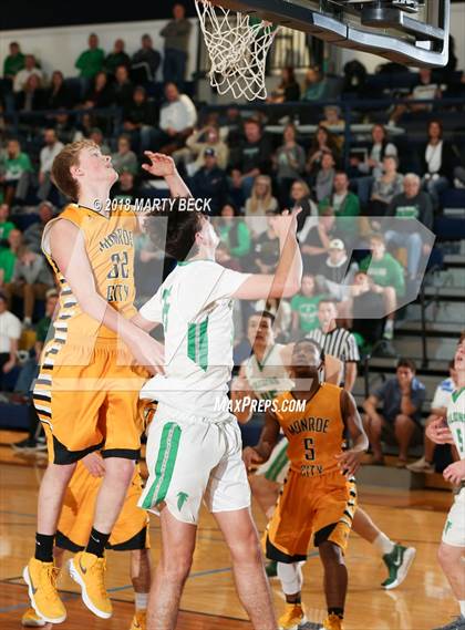 Thumbnail 2 in Blair Oaks vs Monroe City (Central Bank Shootout) photogallery.