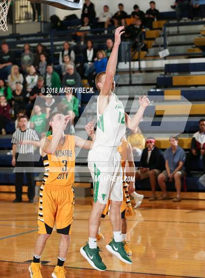 Thumbnail 3 in Blair Oaks vs Monroe City (Central Bank Shootout) photogallery.