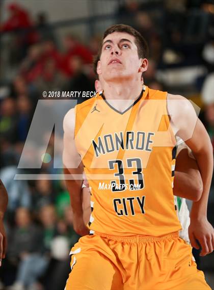 Thumbnail 1 in Blair Oaks vs Monroe City (Central Bank Shootout) photogallery.