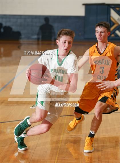 Thumbnail 3 in Blair Oaks vs Monroe City (Central Bank Shootout) photogallery.