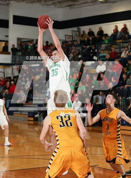 Thumbnail 3 in Blair Oaks vs Monroe City (Central Bank Shootout) photogallery.