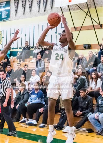 Thumbnail 3 in Rio Linda @ Moreau Catholic photogallery.