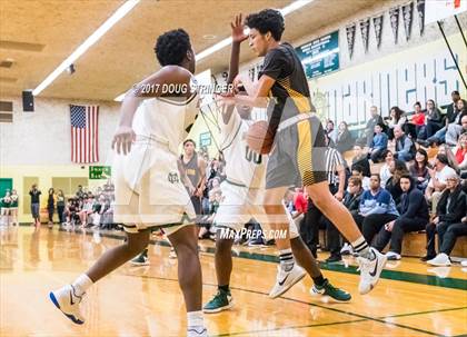 Thumbnail 3 in Rio Linda @ Moreau Catholic photogallery.
