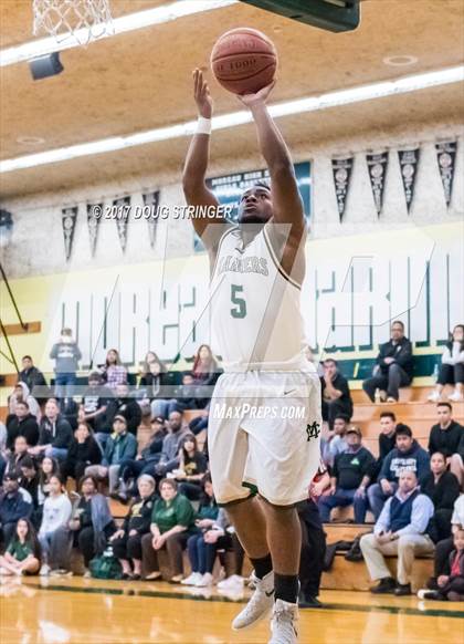 Thumbnail 2 in Rio Linda @ Moreau Catholic photogallery.