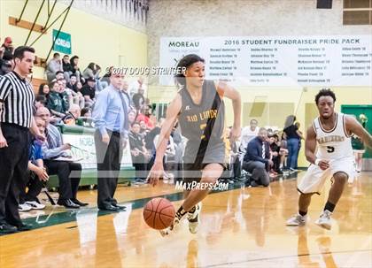 Thumbnail 3 in Rio Linda @ Moreau Catholic photogallery.