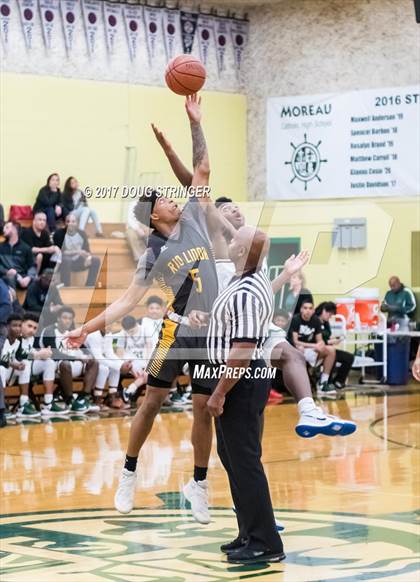 Thumbnail 1 in Rio Linda @ Moreau Catholic photogallery.