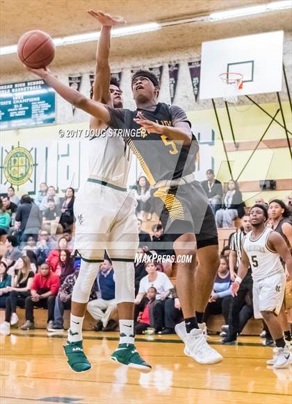 Thumbnail 2 in Rio Linda @ Moreau Catholic photogallery.
