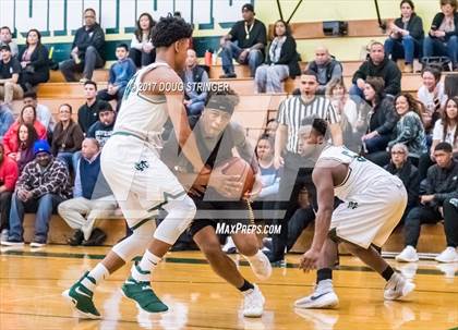 Thumbnail 2 in Rio Linda @ Moreau Catholic photogallery.