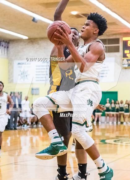 Thumbnail 2 in Rio Linda @ Moreau Catholic photogallery.