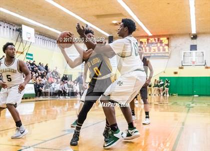 Thumbnail 3 in Rio Linda @ Moreau Catholic photogallery.