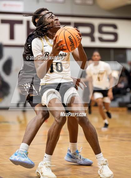 Thumbnail 2 in Butler vs. New Faith Christian Academy (Ricky Moore Invitational) photogallery.