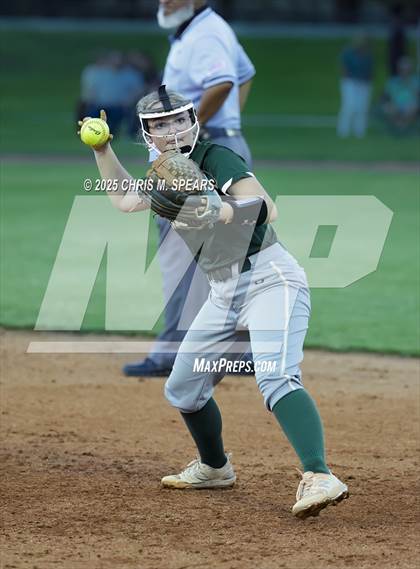 Thumbnail 1 in Melbourne Central Catholic @ Trinity Catholic (FHSAA Region 2, 2A  Semifinals) photogallery.