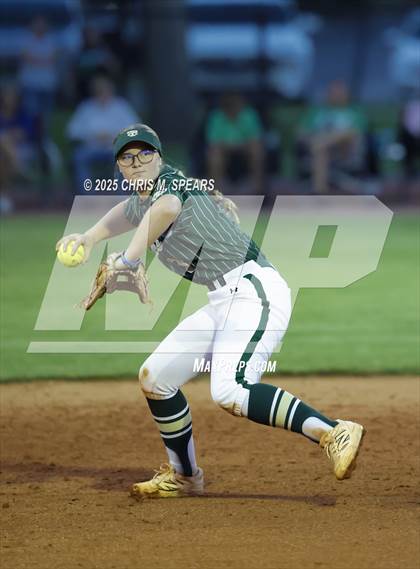 Thumbnail 1 in Melbourne Central Catholic @ Trinity Catholic (FHSAA Region 2, 2A  Semifinals) photogallery.