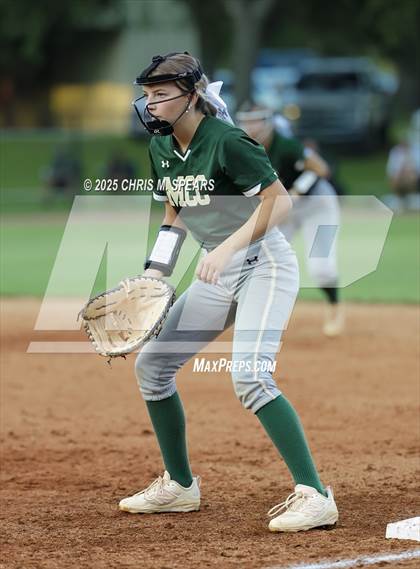 Thumbnail 2 in Melbourne Central Catholic @ Trinity Catholic (FHSAA Region 2, 2A  Semifinals) photogallery.