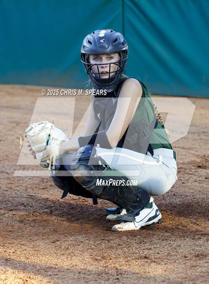 Thumbnail 2 in Melbourne Central Catholic @ Trinity Catholic (FHSAA Region 2, 2A  Semifinals) photogallery.