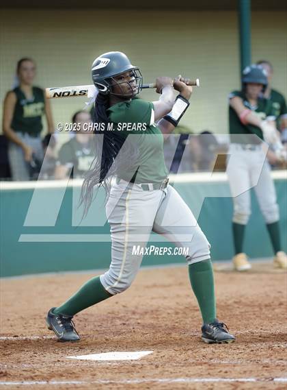 Thumbnail 3 in Melbourne Central Catholic @ Trinity Catholic (FHSAA Region 2, 2A  Semifinals) photogallery.
