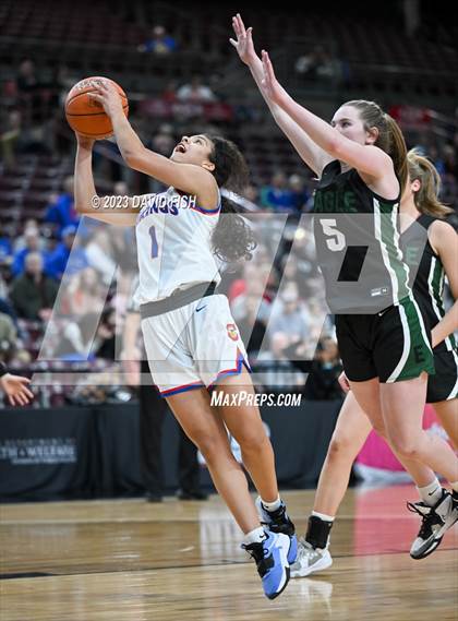 Thumbnail 1 in Coeur d'Alene vs. Eagle (IHSAA 5A Quarterfinals) photogallery.